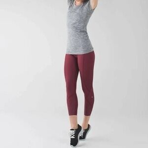 Lululemon Tight Stuff Tight II‎ *24" Ruby Red Size 4